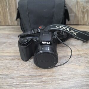 Nikon Coolpix L105 12.1 MP Digital Camera Black. Tested Works Well With Case!